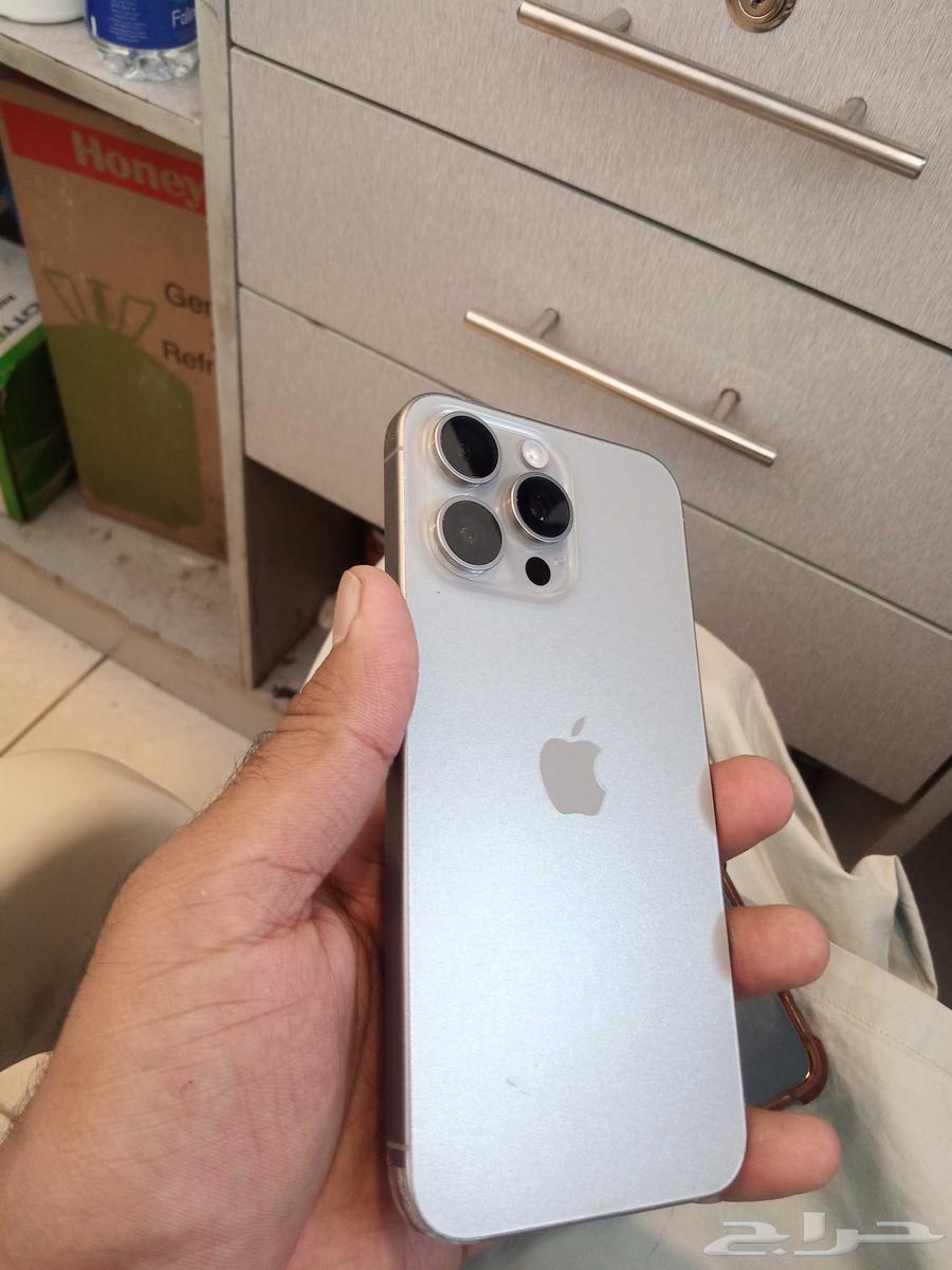 ايفون 15 برو ماكس64530613813889110