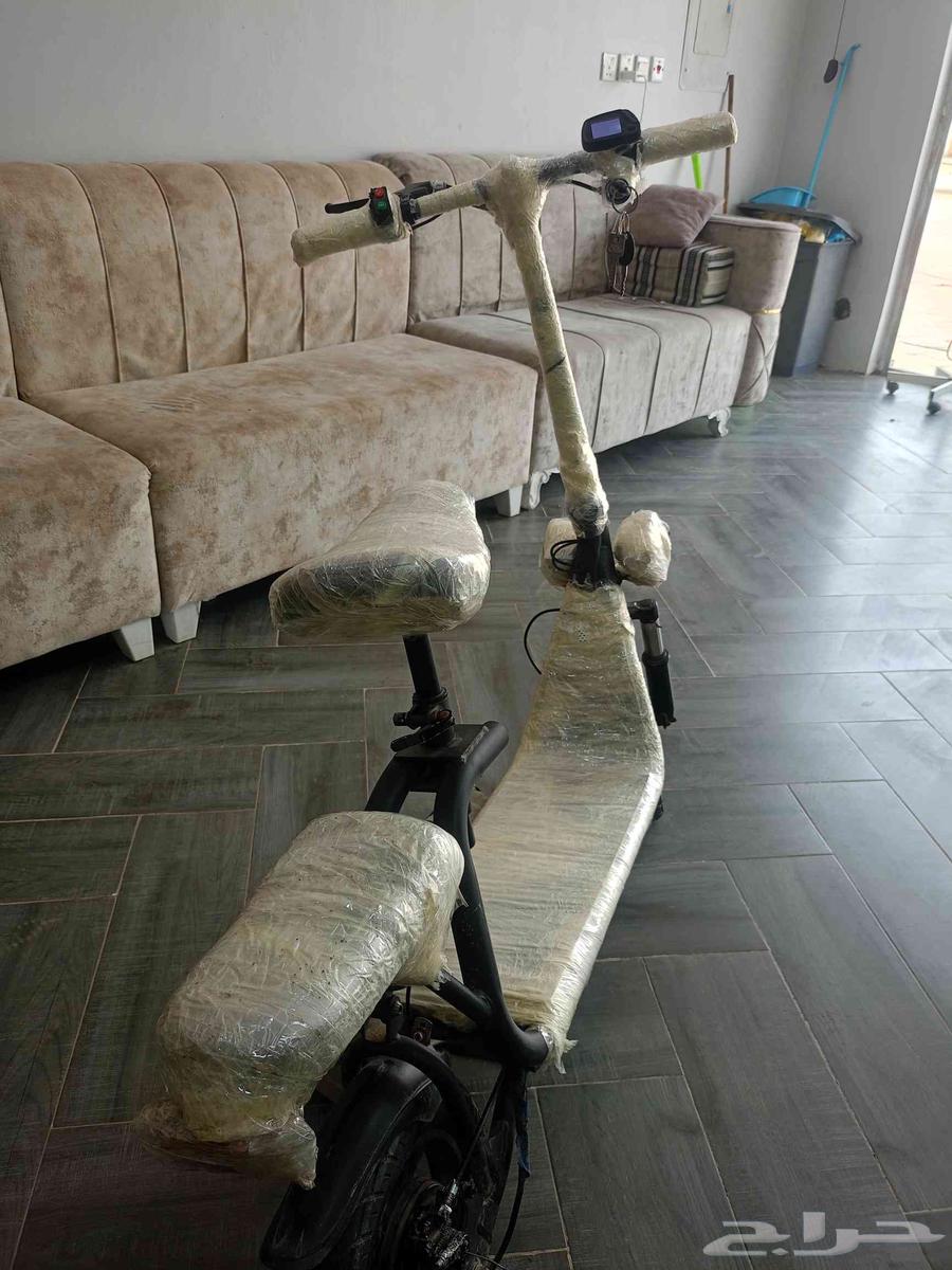 Electric scooter in excellent condition, still new64529391268353113