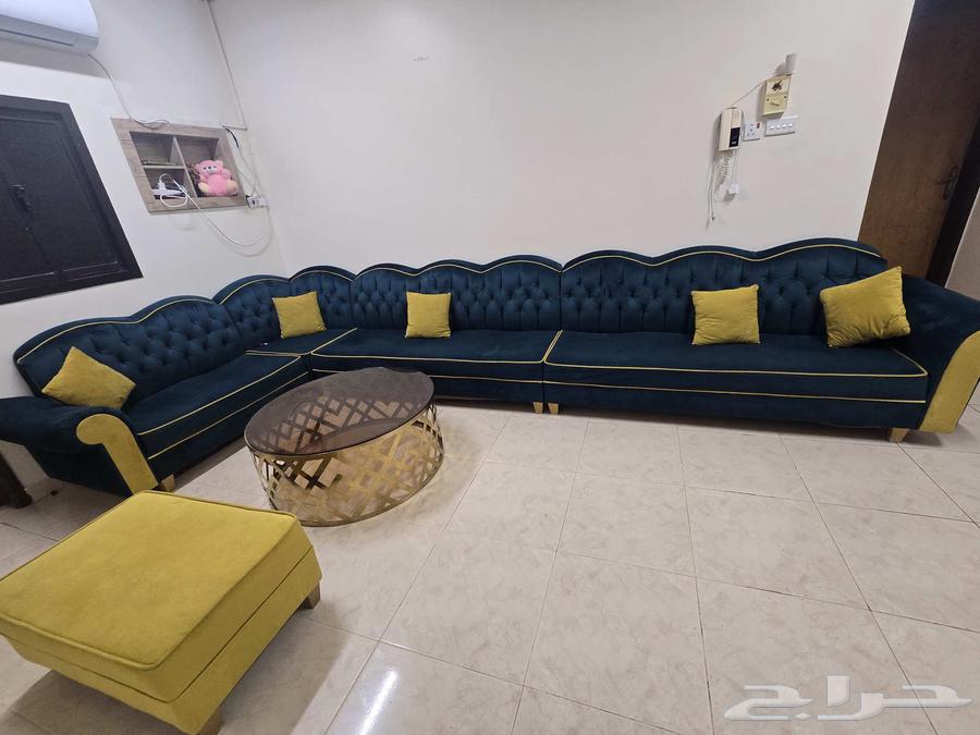 كنب للبيع بسبب النقل التواصل الجاد سعره 50064534536798337111