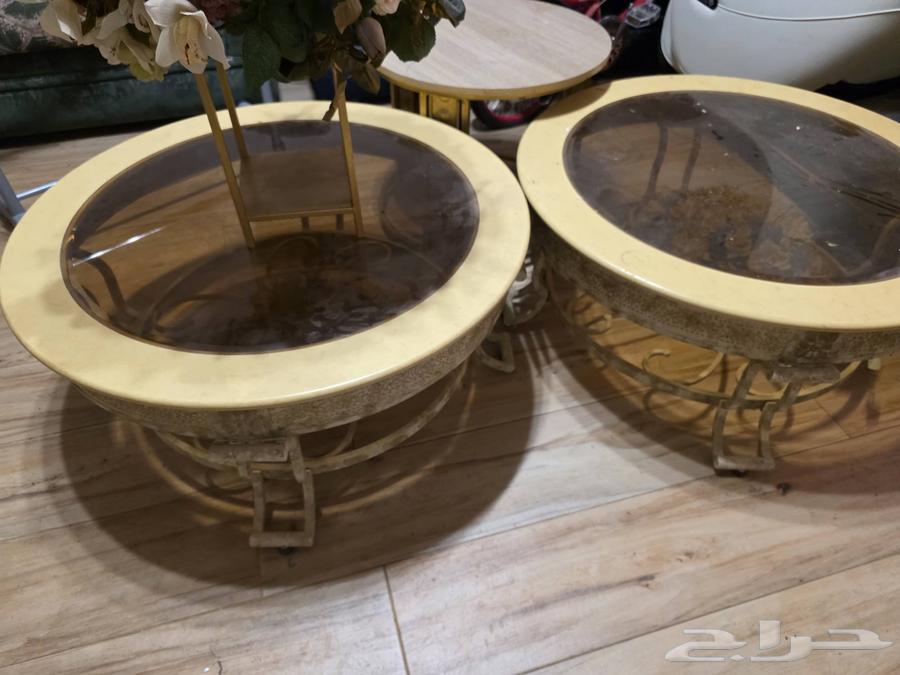 طاولات زجاجية دائريه ثقيله64529840476034112