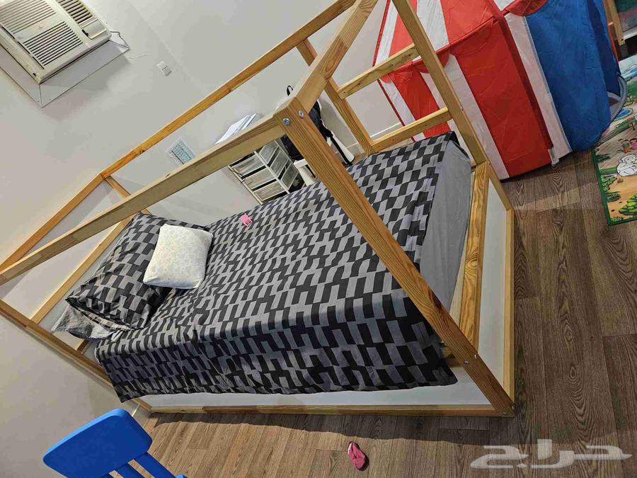 سرير ايكيا نضيف جدا سبب البيع بنقل مدينه ثانيه64534564561537110