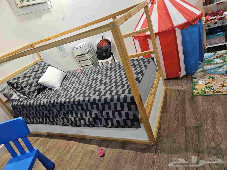 سرير ايكيا نضيف جدا سبب البيع بنقل مدينه ثانيه64534564561537111