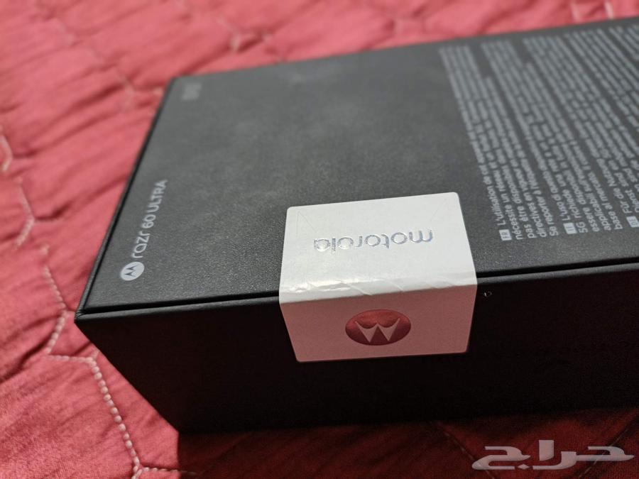 جوال موتورلا رازر 60 الترا لون ذهبى مميز جديد لم يفك الكرتون64533804103169112