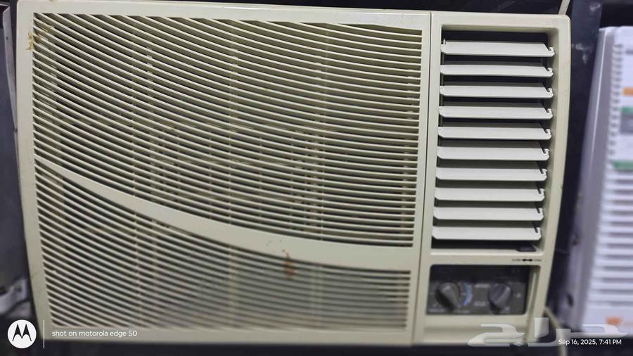 The price is 700 per unit64527263456001110