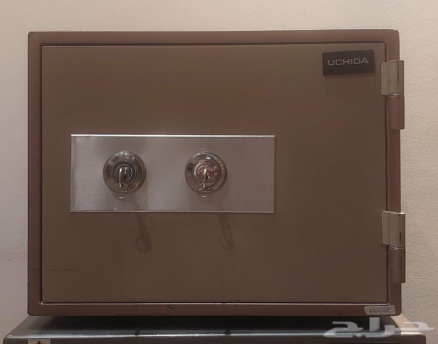 خزنه تجوري ( يوشيدا ) مقاس صغير64527656103170110