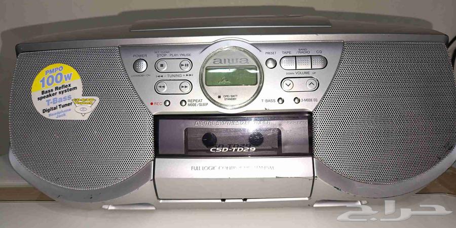 Radio and cassette and CD player Aiwa works well64527263504515112