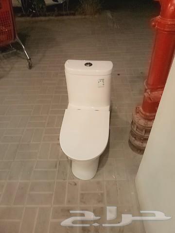 كرسي حمام افرنجي شبه جديد64527263480577110