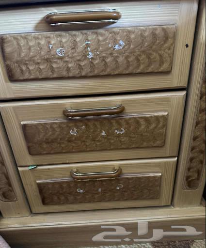 اغراض شبه جديده للبيع حي النهضه64528536343297114