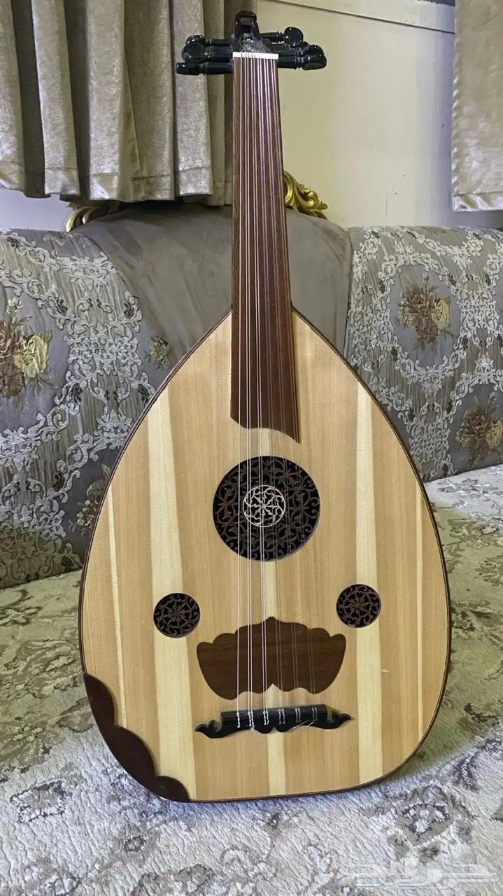 للبيع عود شرقي صناعة يدوية فاخرة64527720198914110