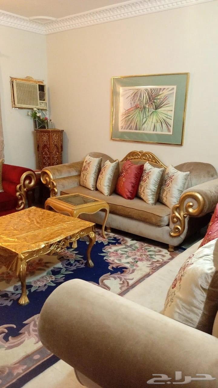 Clean sofa for urgent sale, no defects, 700 SAR64529620334082111