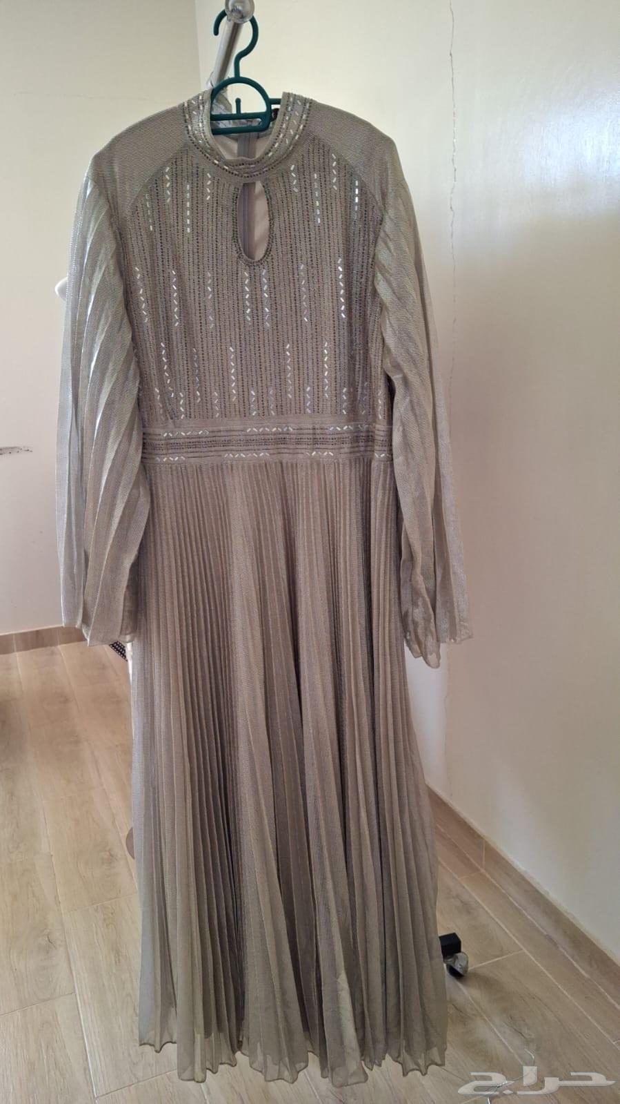 فستان جديد لم يستخدم64529882738178110