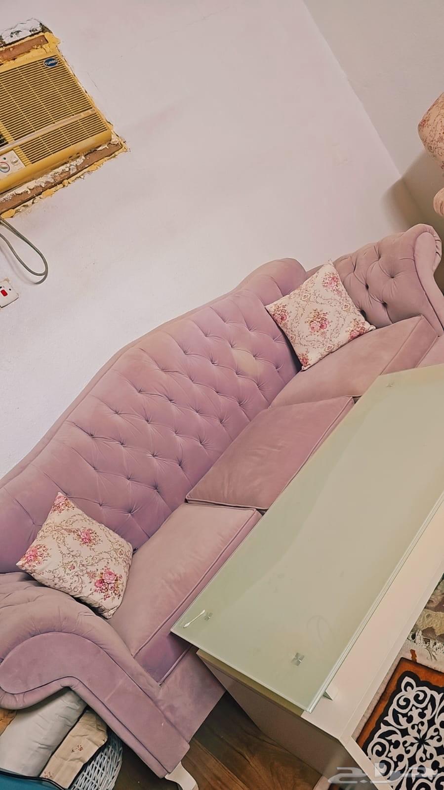 كنب كلاسيك64527798314498113