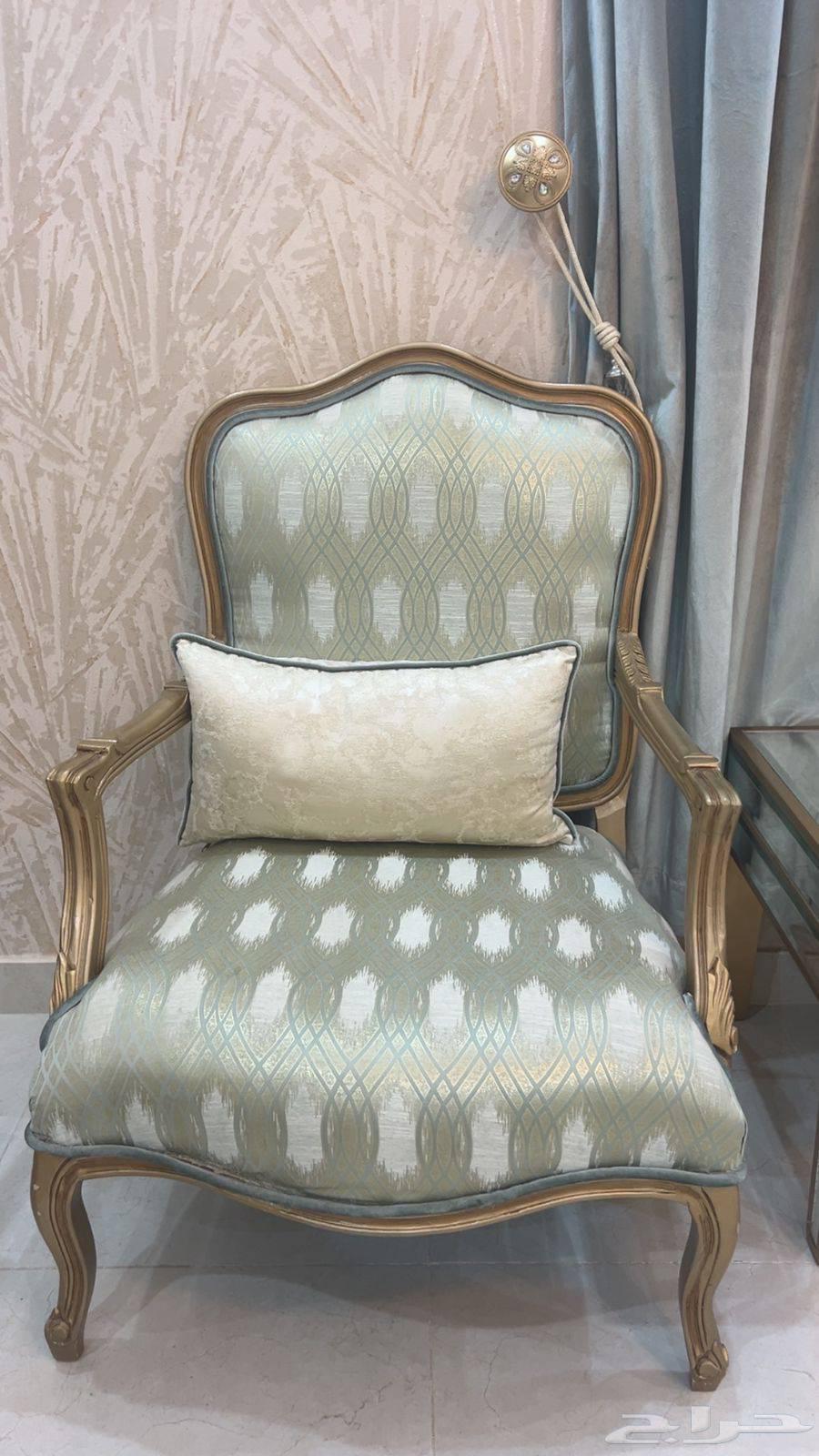 كنب كلاسيك64527277462275114