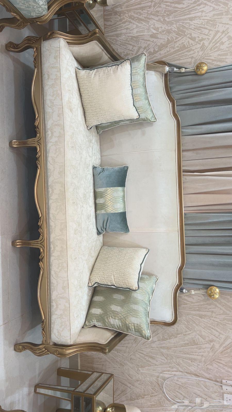 كنب كلاسيك64527277462275112