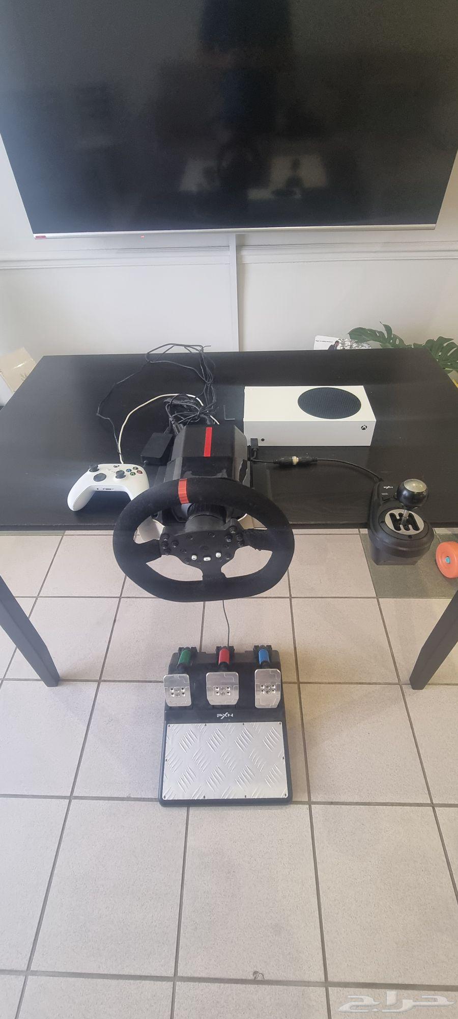 Xbox Series S (very good condition as new) Force feedback racing64530219592322110