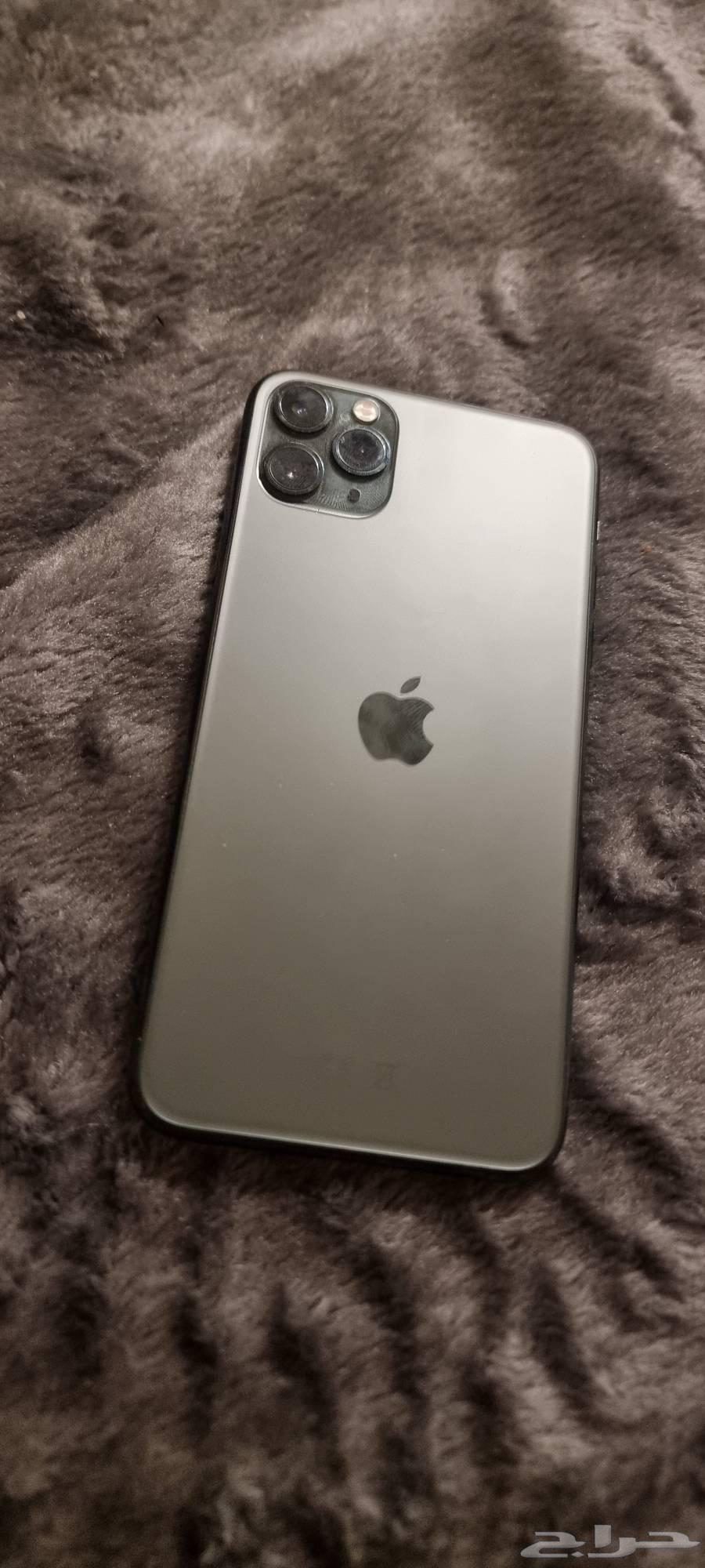 iPhone 11 Pro Max with replaced original screen, 256GB storage64532762409602111