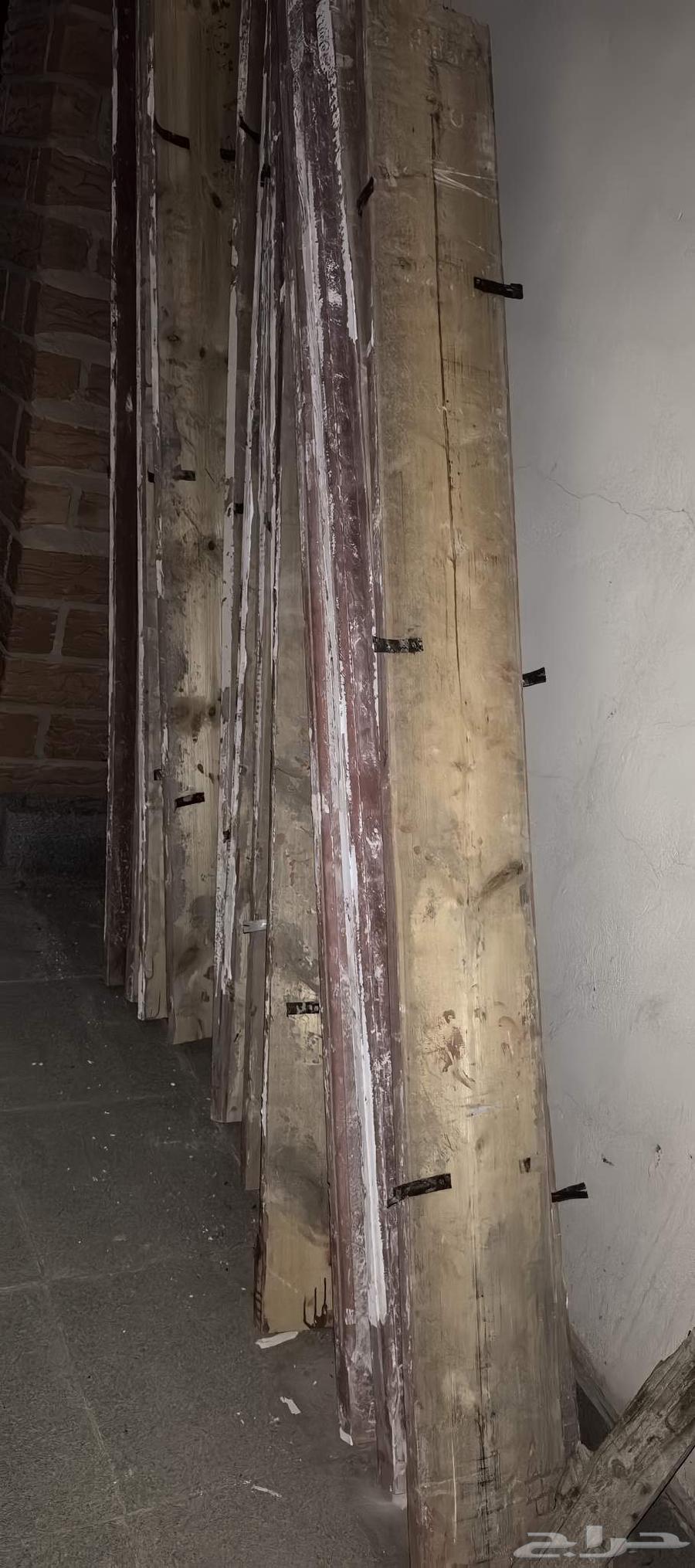 خشب للبيع حلوق64532846685058112