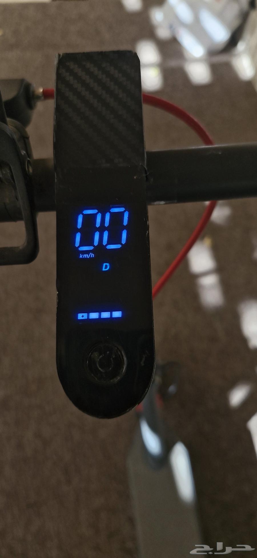 شبيه شاومي مع كرسي و شاحن فيه شوي خدوش64531309099649113