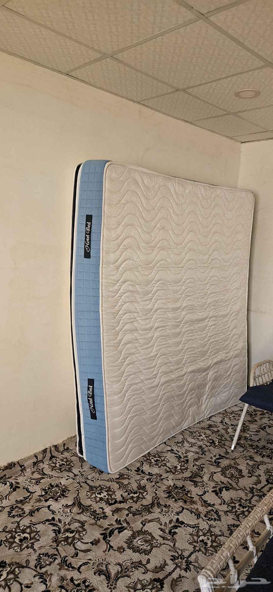 جلسات خارجيه ومرتبة نوم فندقيه وسجاد للبيع64530755422339110