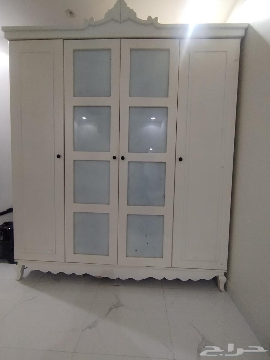 خزانة وسرير للبيع بسعر مناسب64528652145923111