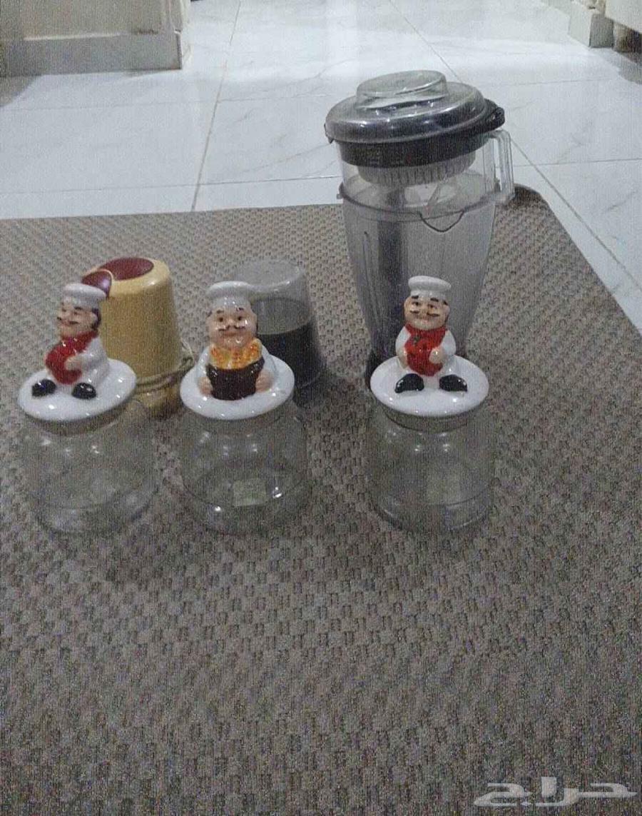 بعض أدوات واغراض المطبخ من قلاية هويه لساخن السندوتشات وغيره64538763006081113