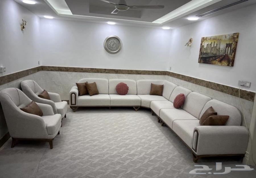 Councils and sofas64536320996226113