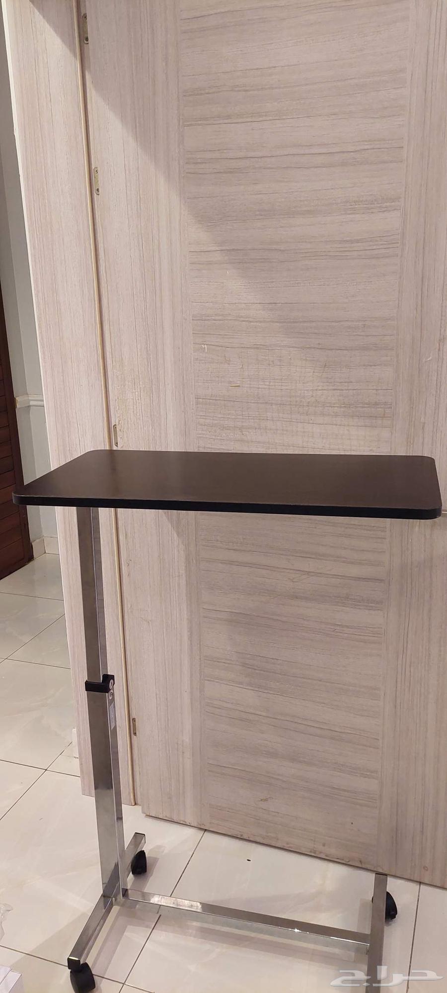 Clean medical service table, used for two months, available for immediate purchase64543662194435111