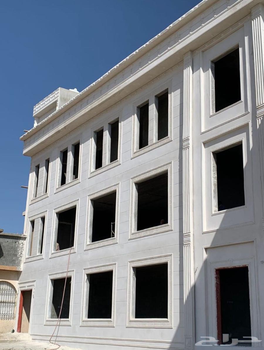 ديكورات ولياسه ملونه64230720084738112