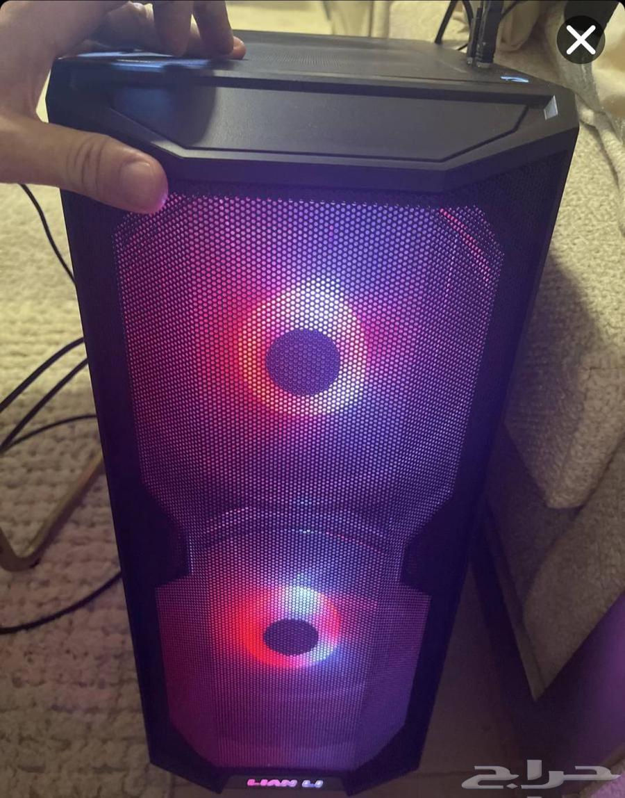 للبيع جهاز كمبيوتر ألعاب قوي وجاهز64537812240641111