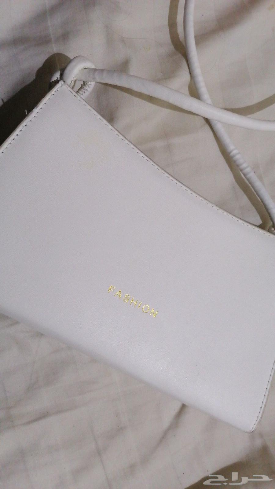 الشنطتين بجوده عاليه64537183930113110