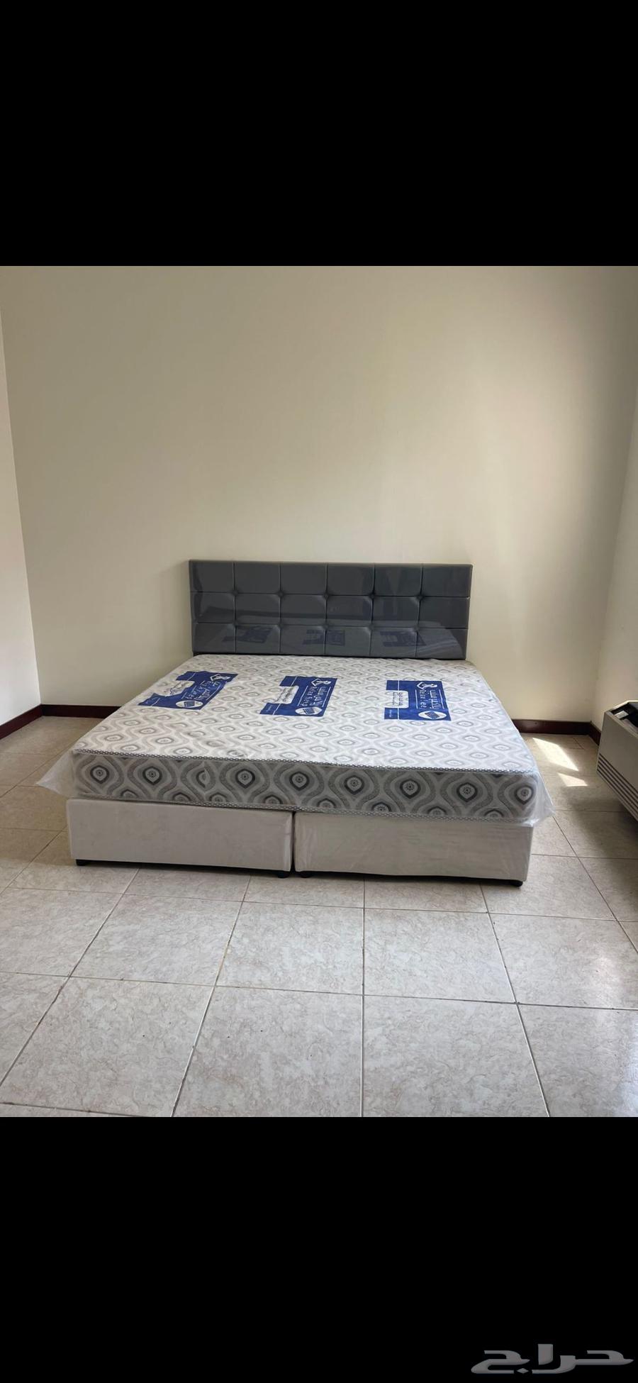 سرير شبه جديد للبيع64541721552129110