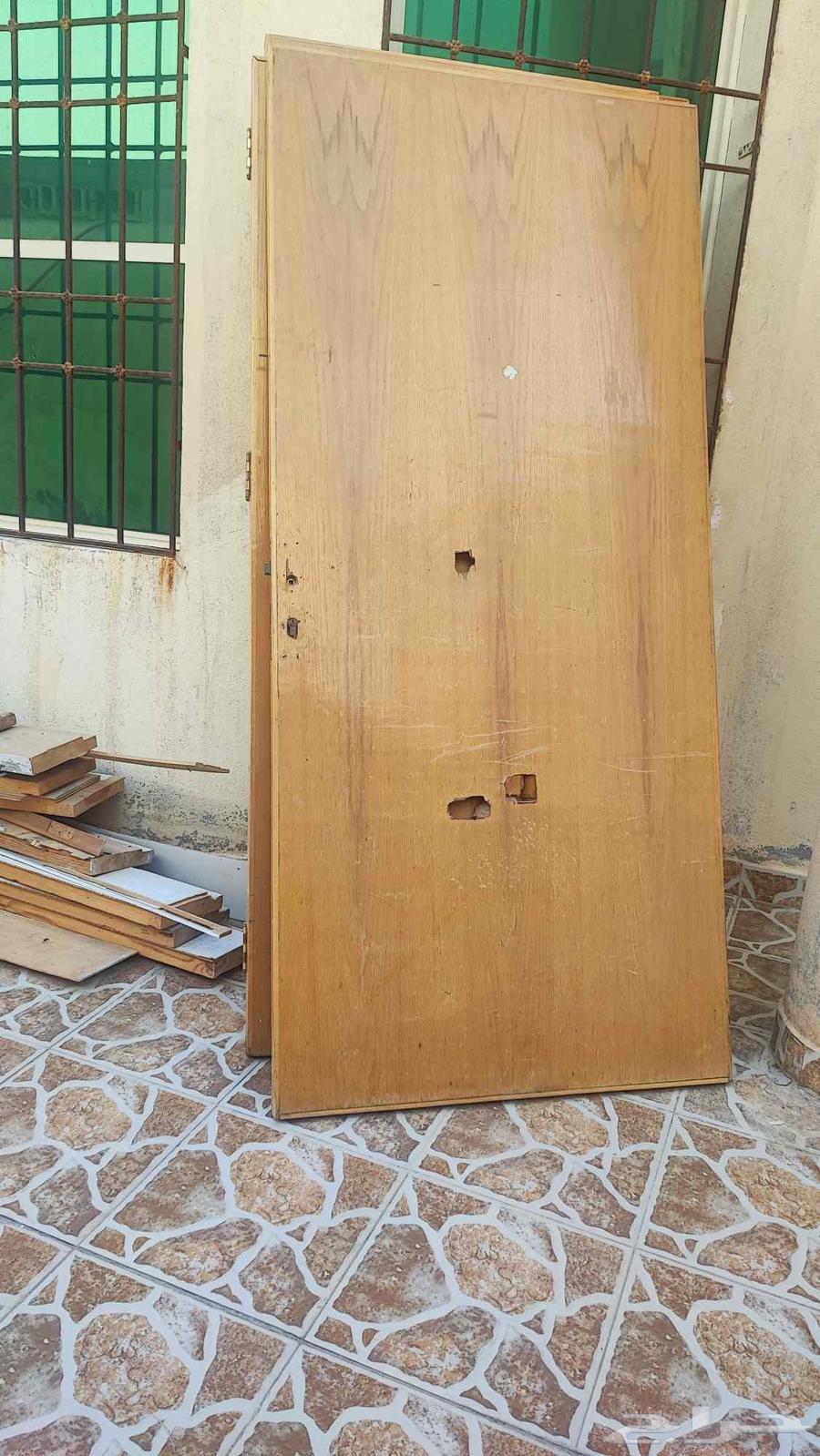 للبيع اثاث مستعمل وخشب ابواب64536557632130112