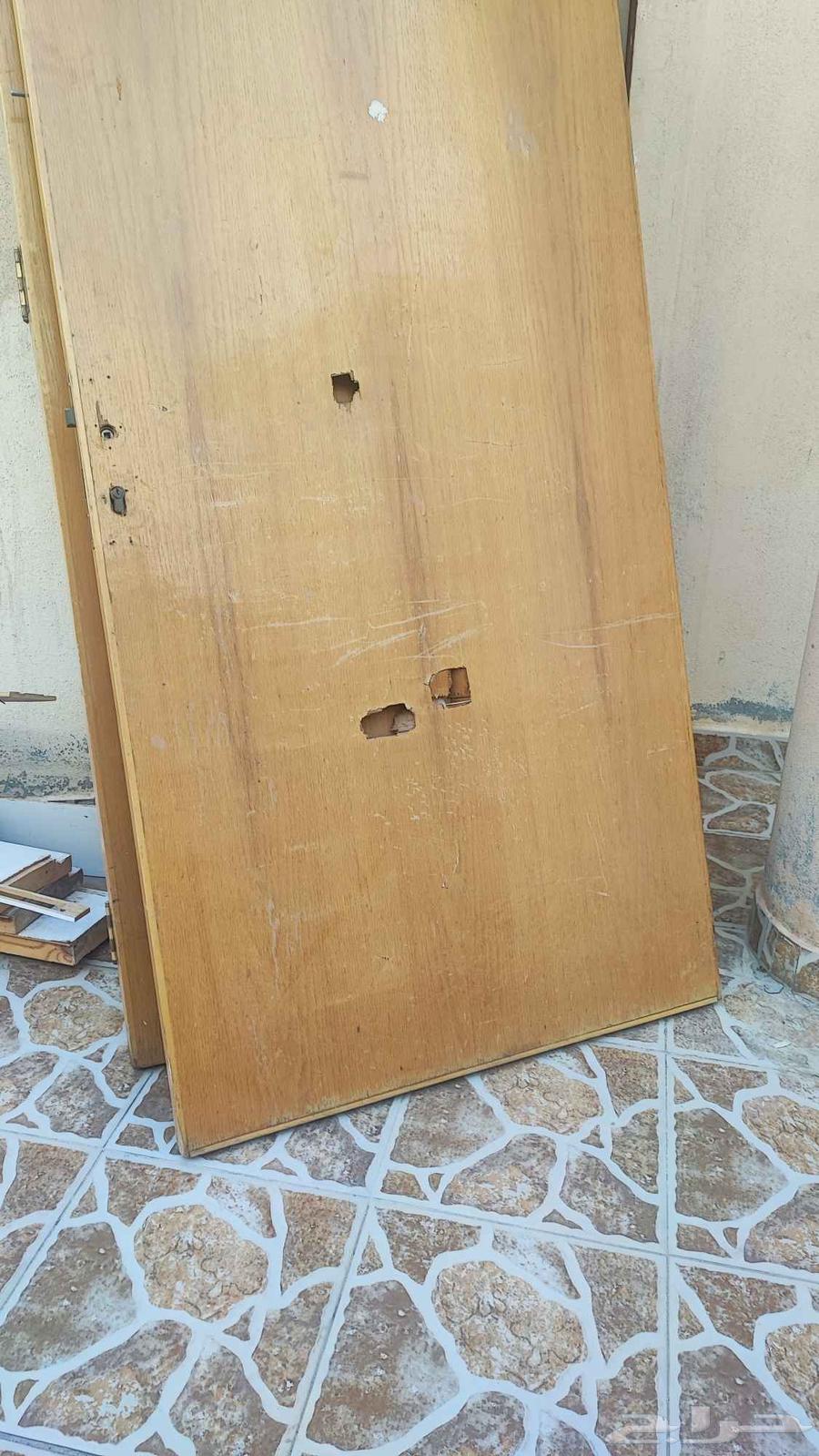 للبيع اثاث مستعمل وخشب ابواب64536557632130113