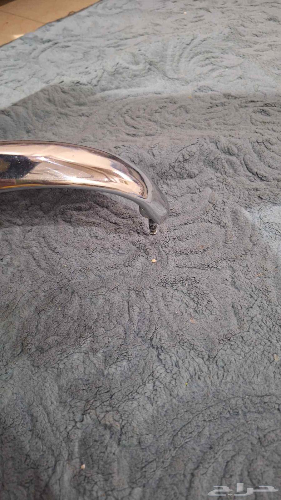 كرسي مكتبي دوار ( بيع مستعجل )64540879401601112