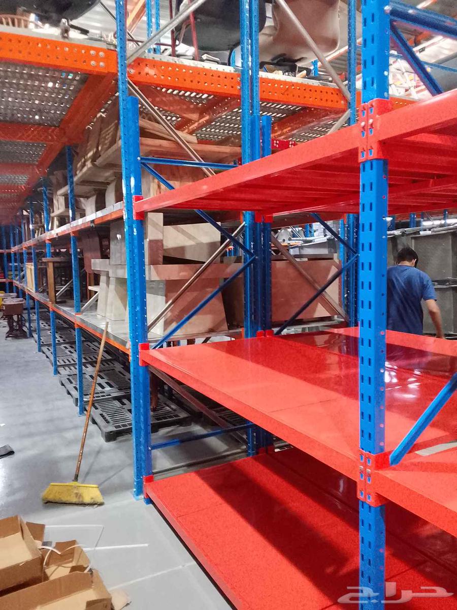 Warehouse and pallet racks64536557663233110