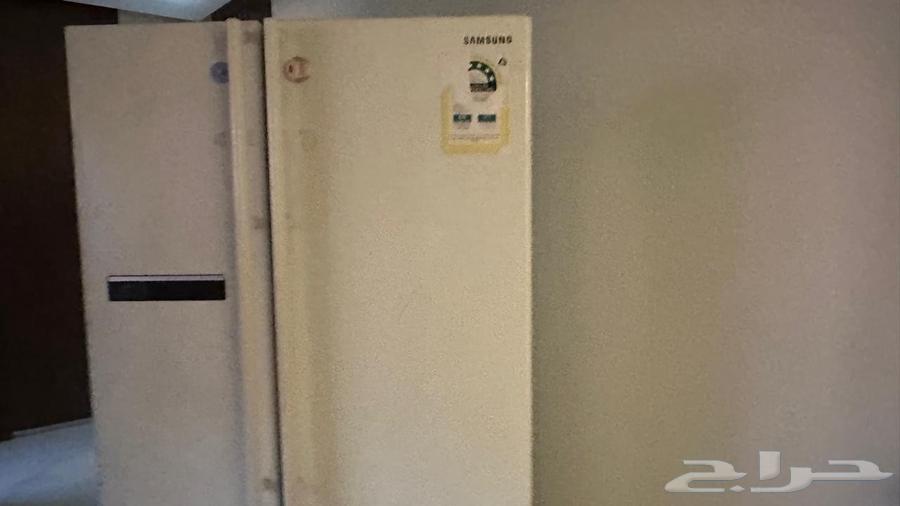 ثلاجه سامسونج بابين بحاله ممتازه ولكن لا تعمل ولا اعرف السبب64537826328706110