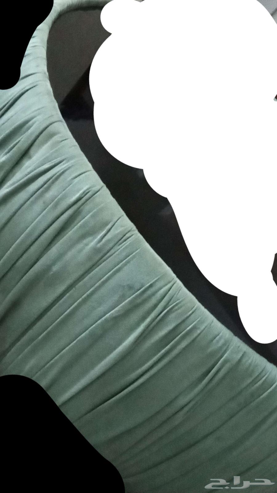 طاوله ضيافه كبير نظيفه64563522338050110