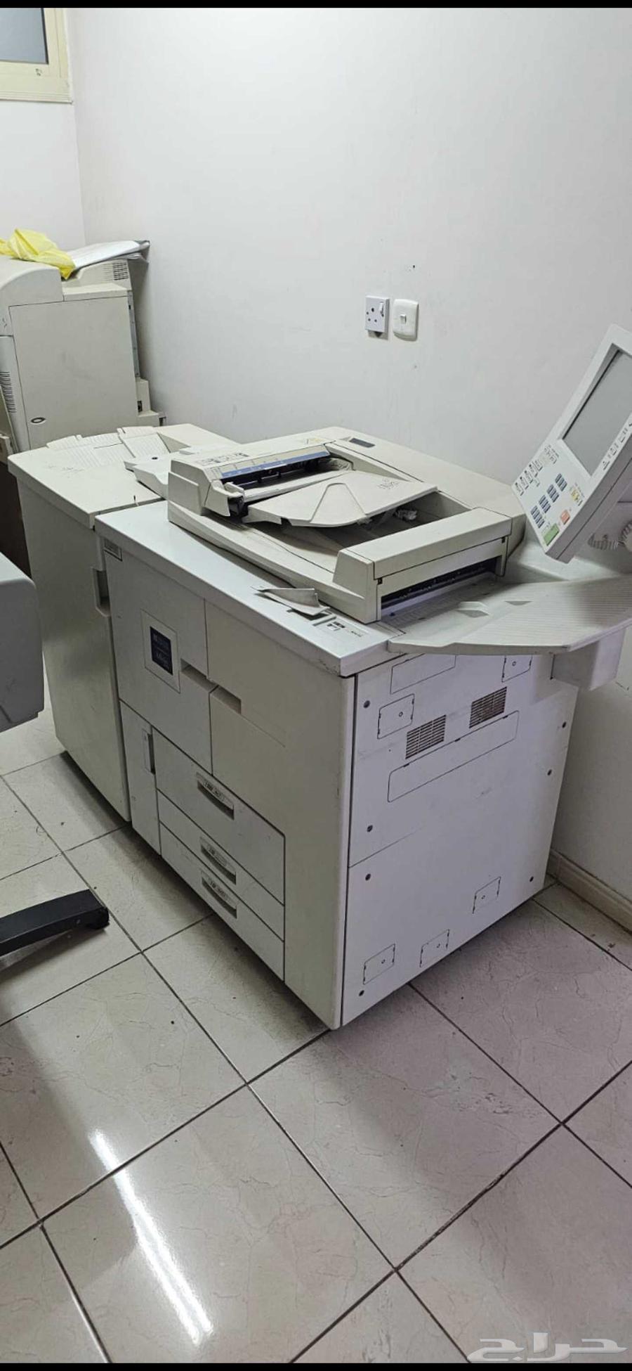 طابعة للبيع شبه جديده64540053003267111