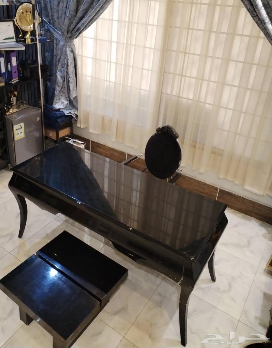 مكتب راقي للبيع صنع إيطالي مع خزانة لون أسود64536781220355113