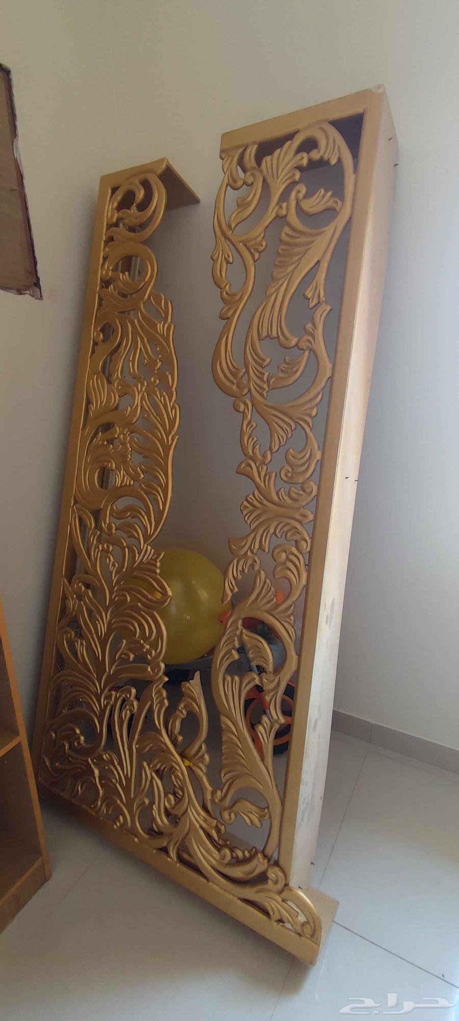 Available 2 curtains as shown in the picture for whoever needs them64537338130307110