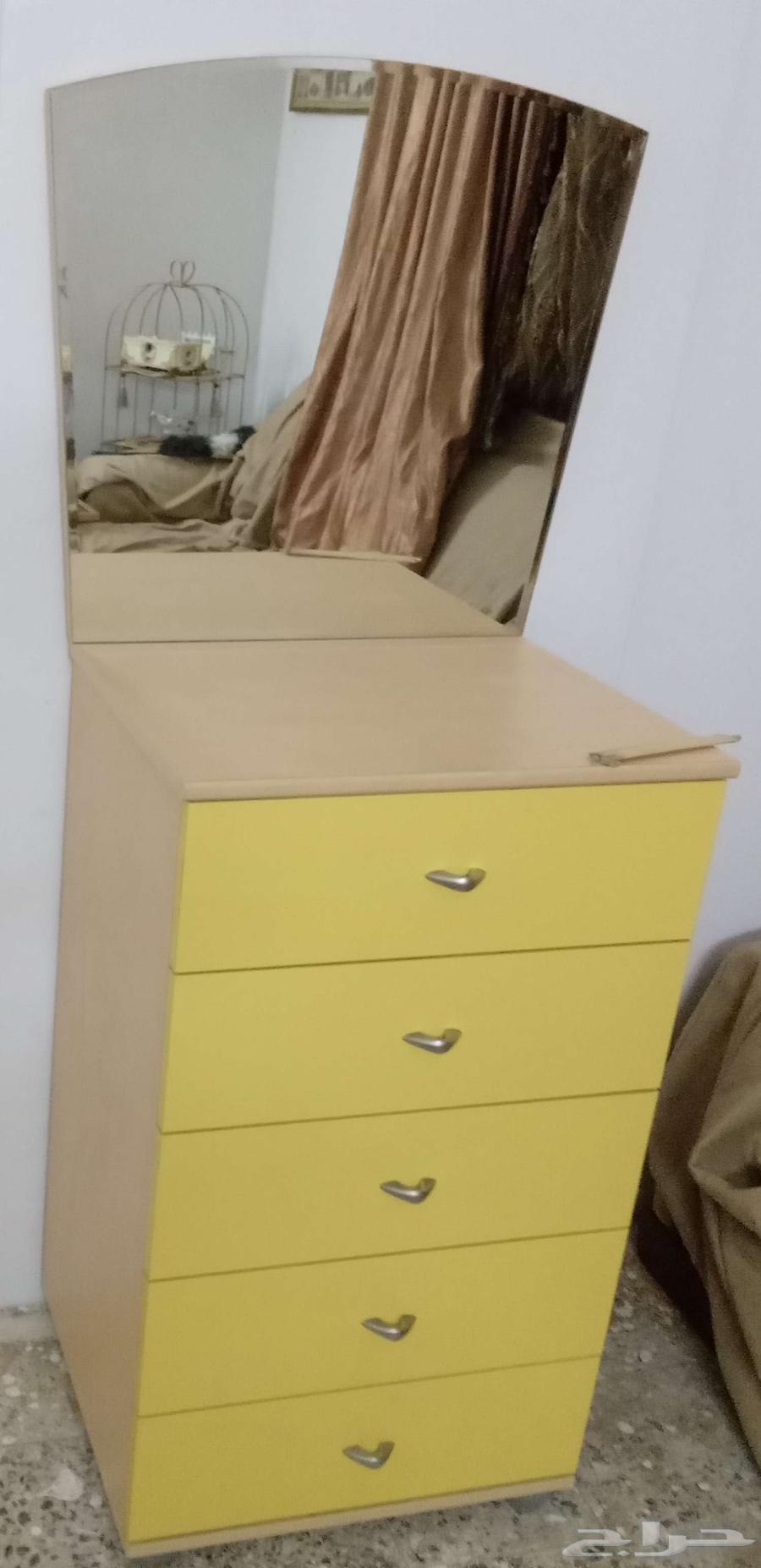 دولاب وسرير و...كلها 7 قطع نظيف ع السوم ومرتبة سرير سليب هاي64535527326979110