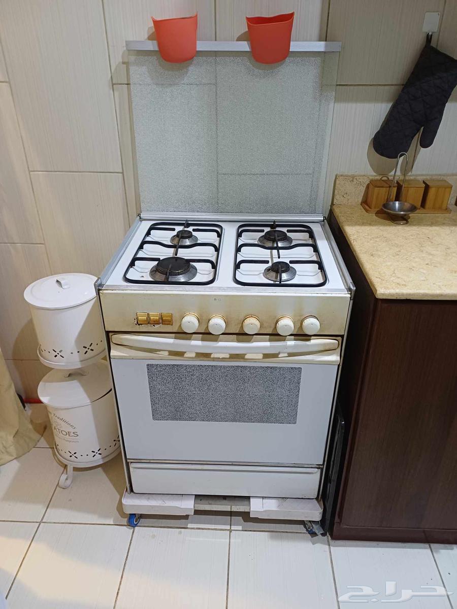 فرن نظيف عمله ممتاز لمن يحتاجه64540524191489112