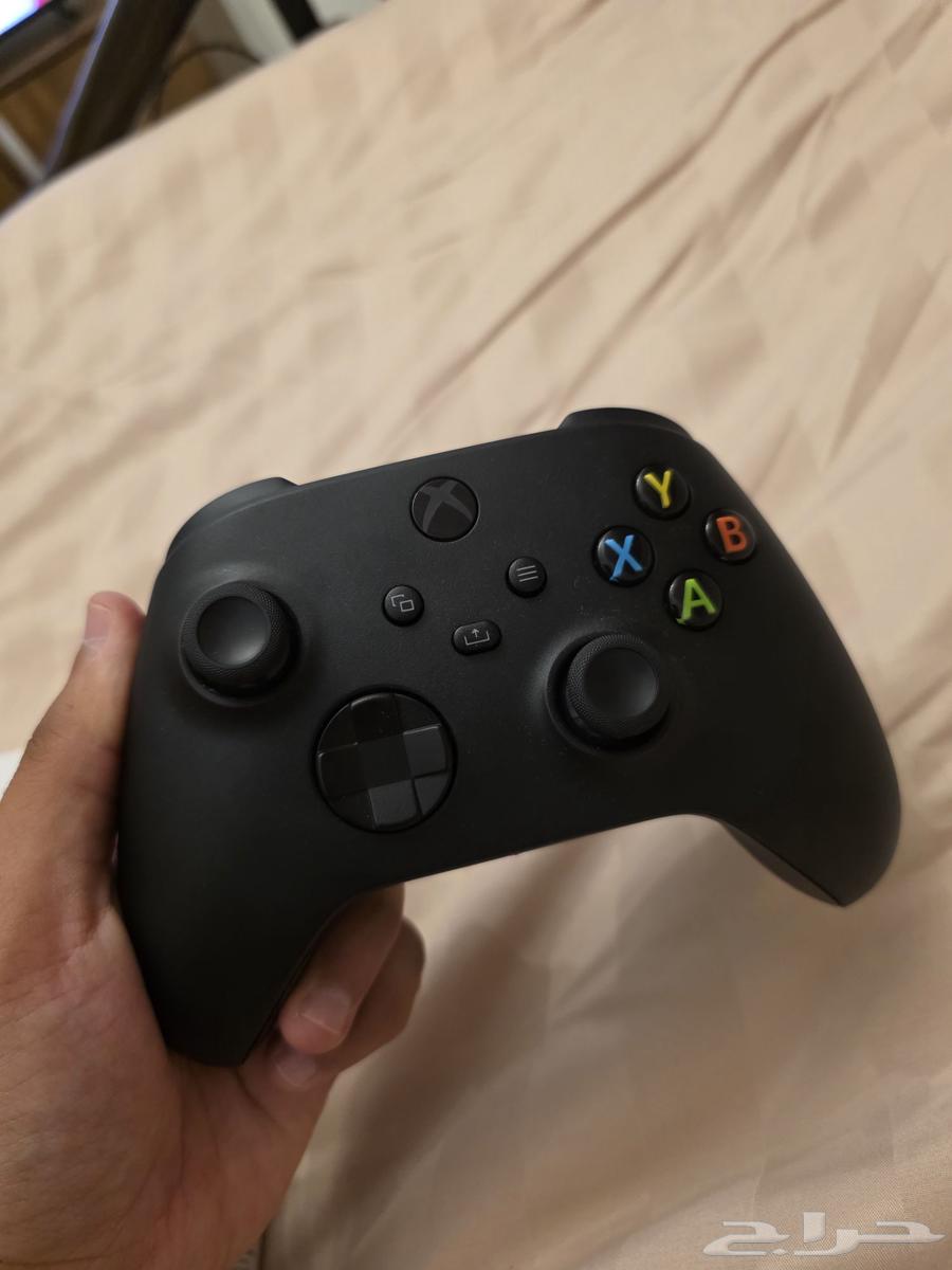 Xbox controller in very clean condition64537798578434111