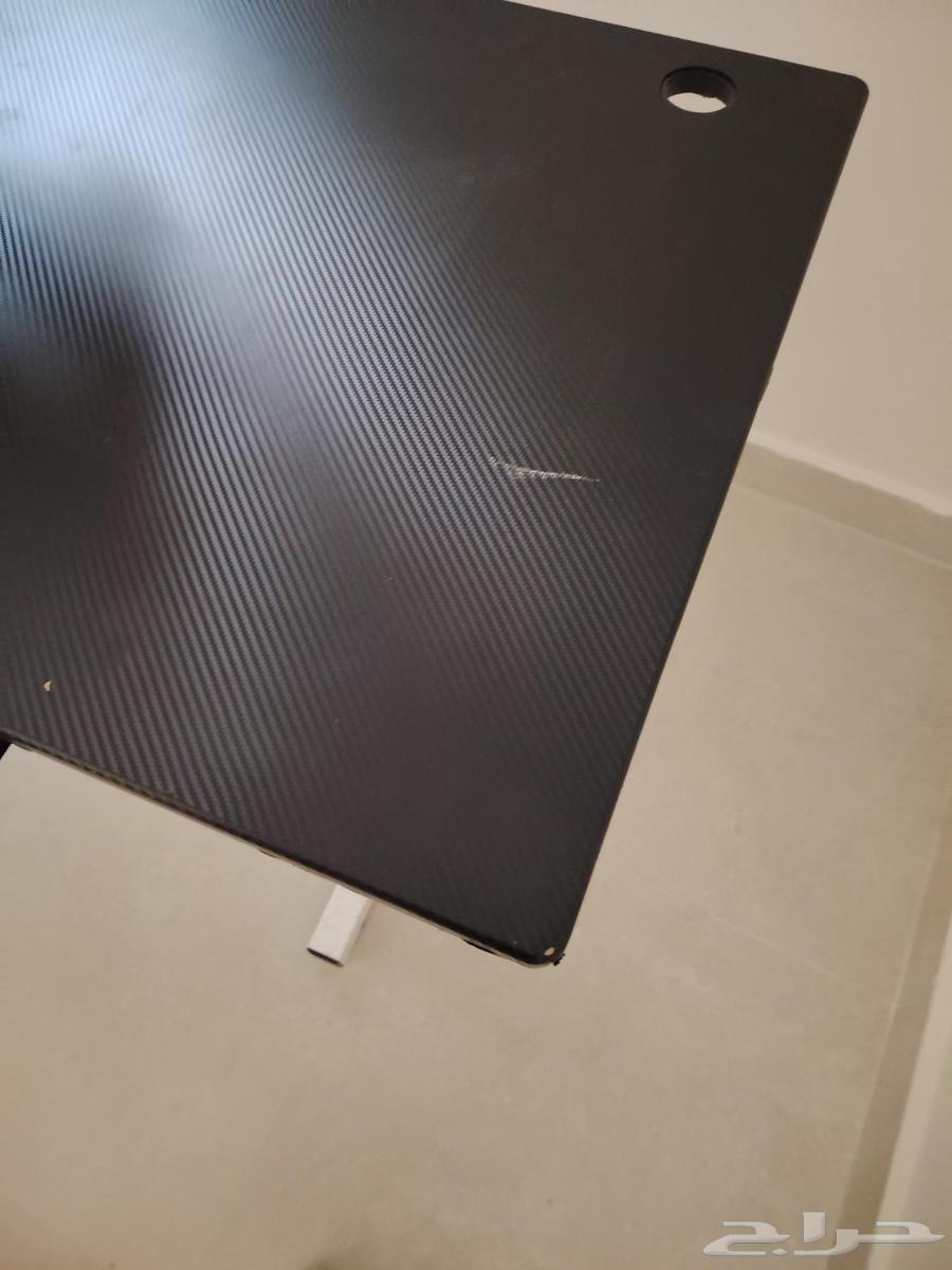 Computer table, chandeliers, hinges and door handles64537338204931110