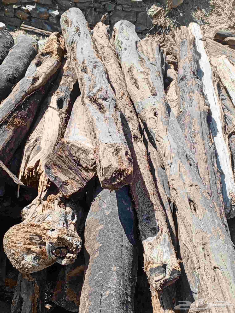 يوجد لدينا خشب وزوافر قديم64542700379393114