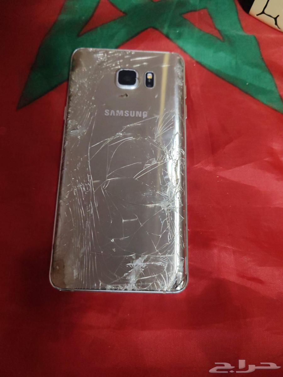 الجوال شغال يبي له بطاريه فقط64537812163073111