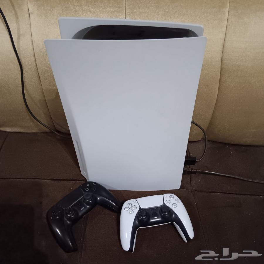 PS5 with very little use64539486241025110