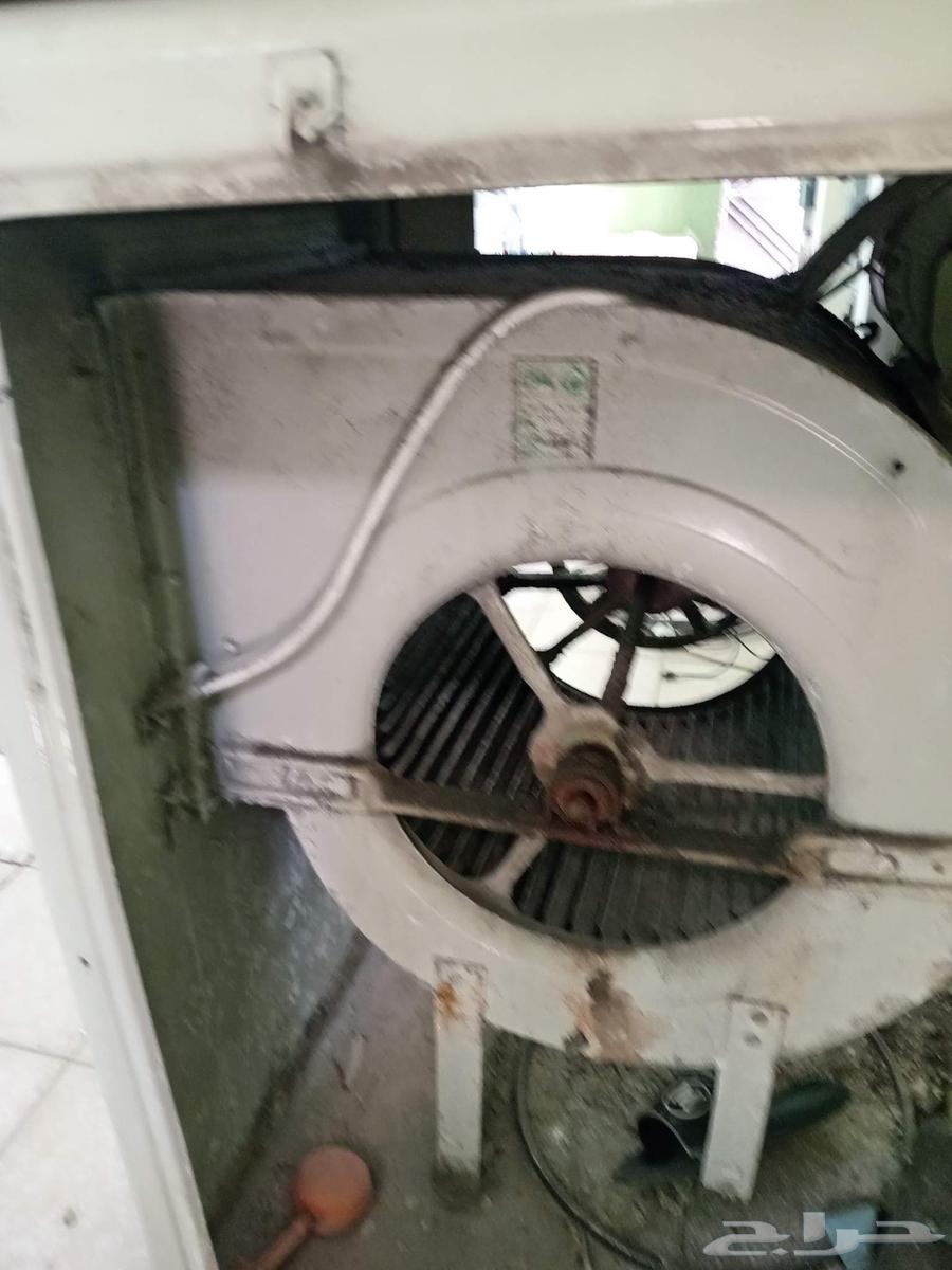 Al Jazeera air conditioner, full set, ready, almost new64537728769154111