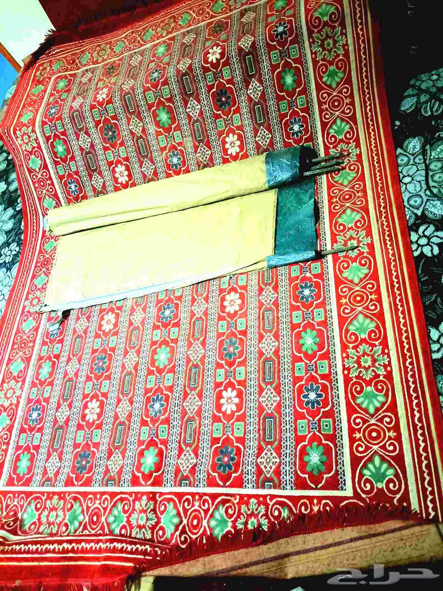 3 floor mats, 2 picnic mats, and 7 yellow branded cushions64537574398081112