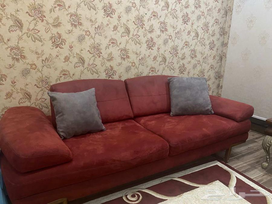 Sofa in almost excellent condition64541421677826112